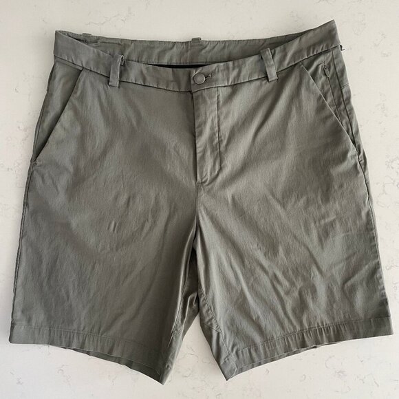 Lululemon Commission Short Slim * Chino 9 * Shorts Green Sz 34 - Picture 1 of 10